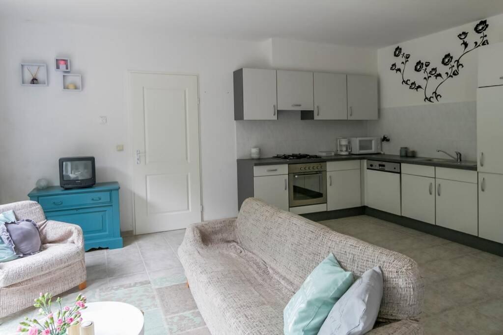 Knus Tuin-Appartement Vlakbij Nijmegen Voor 2 Personen Molenhoek Exterior photo